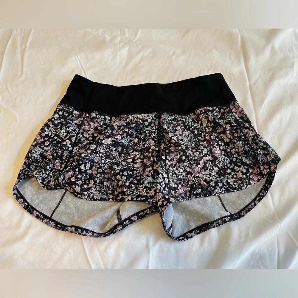 Lululemon Run Times Shorts size 4 Flower print - Picture 8 of 13
